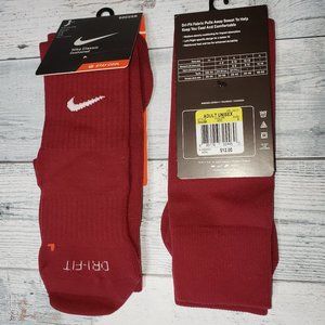 NWT Bundle of 2 Pair Nike Classic Soccer Socks Burgundy Women Youth